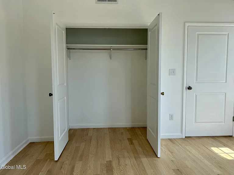 155 River St #5D — Photo 13