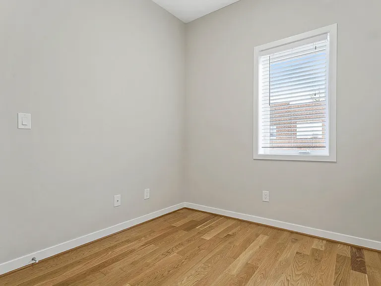 2029 Rosedale St NE — Photo 6