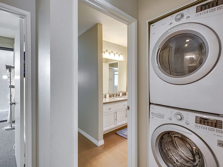 Washer/Dryer