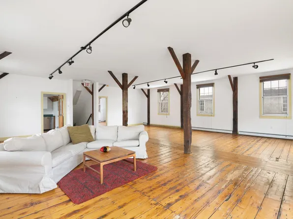 116 Birge Street #3, Brattleboro, VT 05301