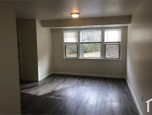 2 bed, 900 sqft, $2,859 — Photo 2