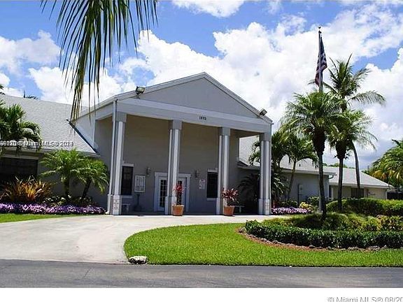 2nd image of 980 Constitution Dr #980G