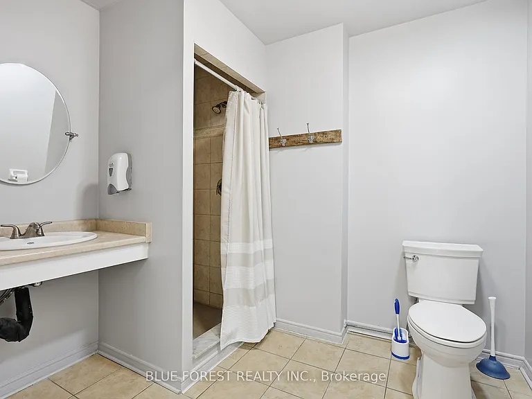 30 Chapman Ct #610 — Photo 34