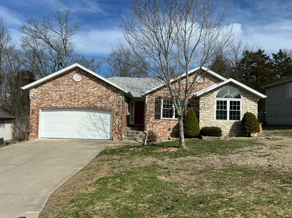 300 Round Hill Road, Branson, MO 65616