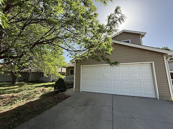 2nd image of 739 Ponderosa Dr