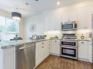 4939 Lazio Way, Oak Park, CA 91377