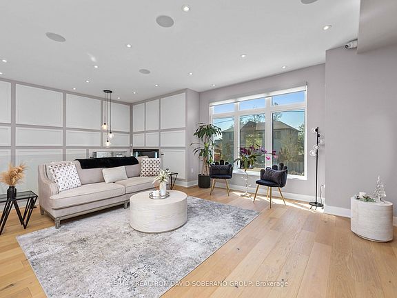 3rd image of 34 Dresden Rd