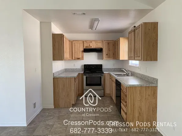 6048 Sanchez Dr, Cresson, TX 76035