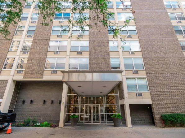 3033 N Sheridan Rd APT 307, Chicago, IL 60657