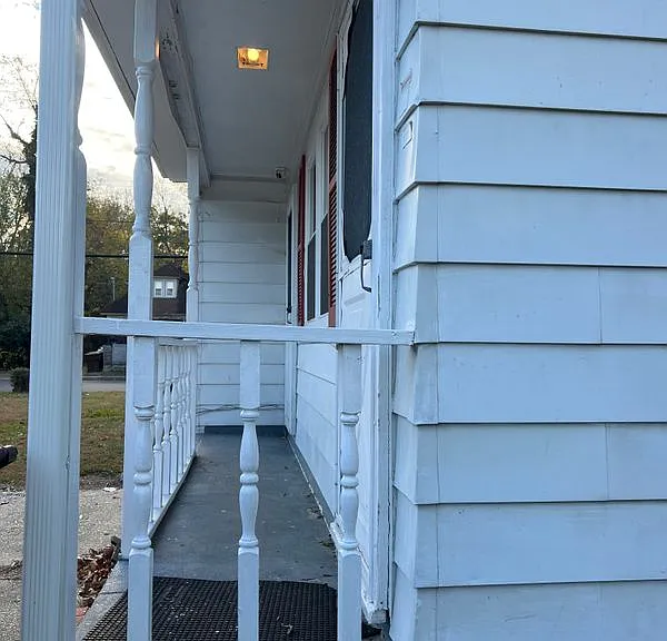819 Fairmount Ave — Photo 3