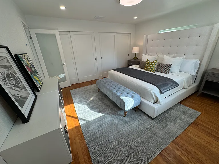 276 Snell Isle Blvd NE — Photo 22