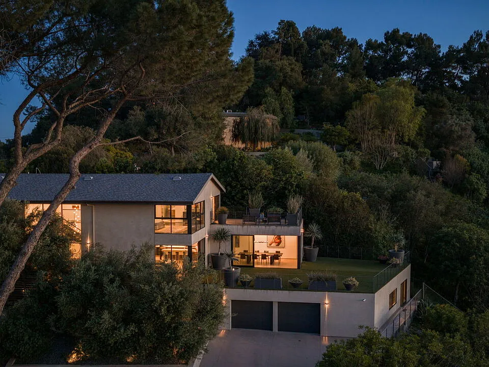 3337 Beverly Ranch Rd