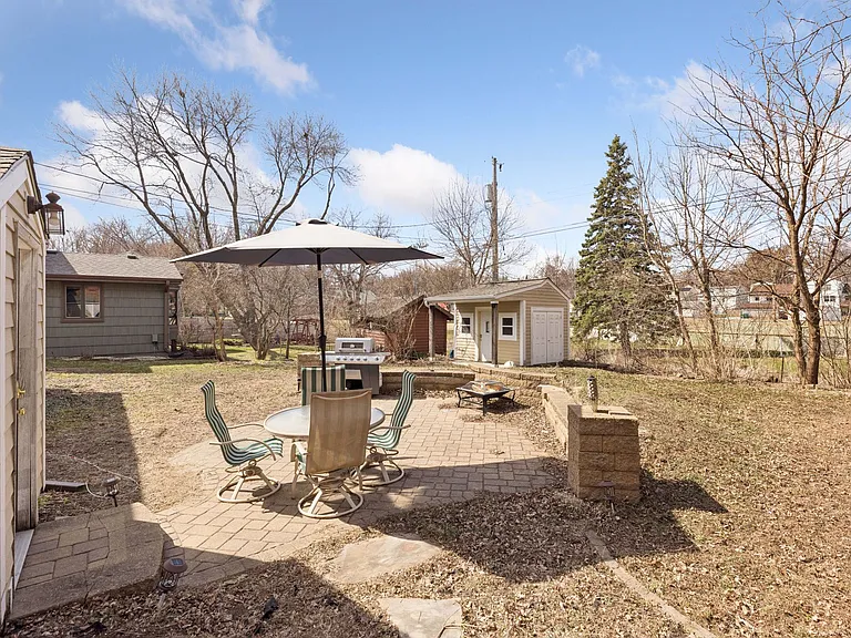 2712 Yosemite Ave S — Photo 33