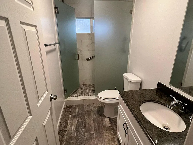 18154 Rayen St — Photo 13