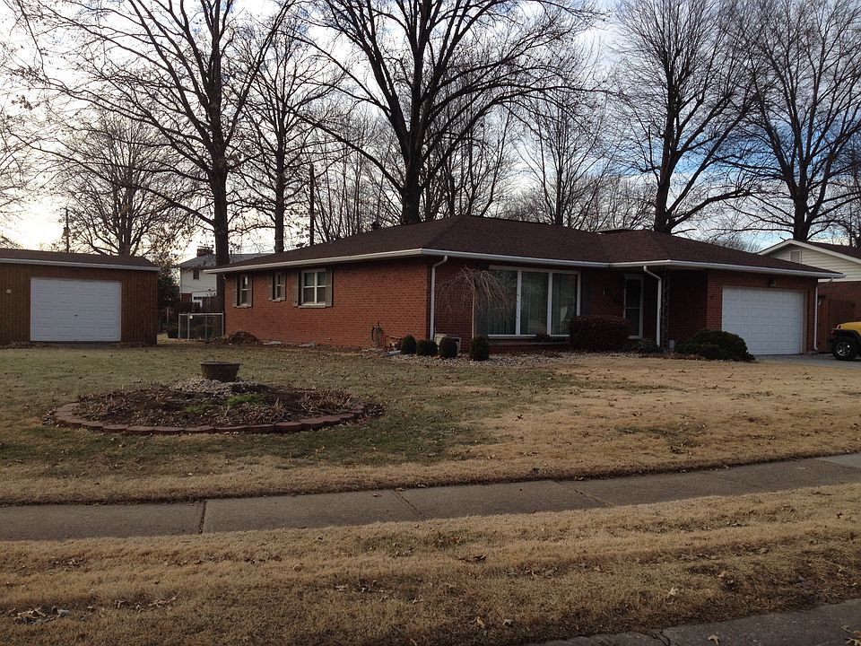 1st image of 3225 Princeton Dr
