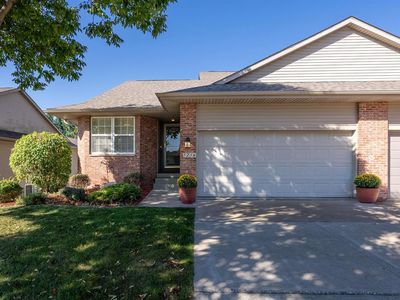 5256 Red Fox Rd, Bettendorf, IA, 52722