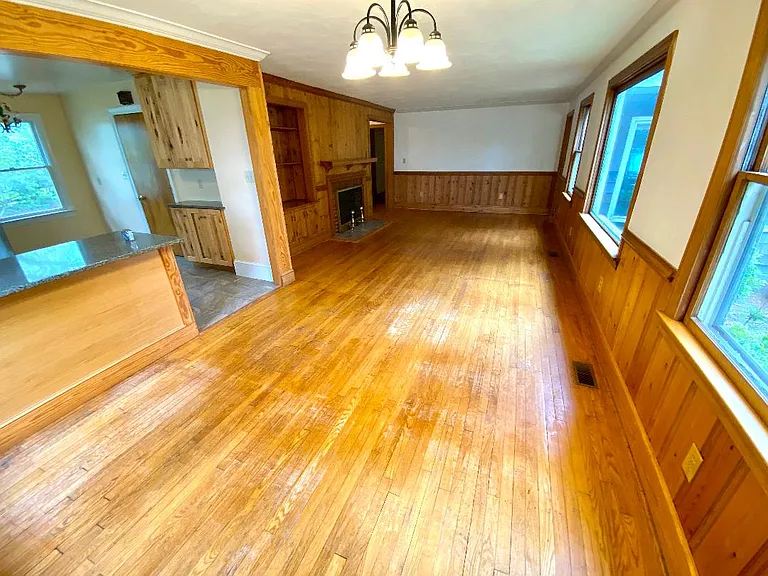 4949 Lookout Rd #HOUSE — Photo 23