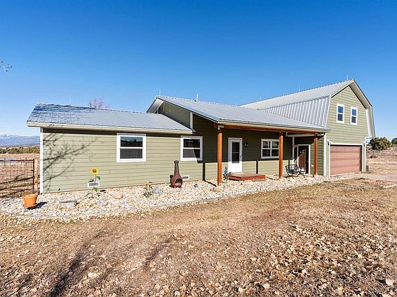 3rd image of 1155 County Road 301