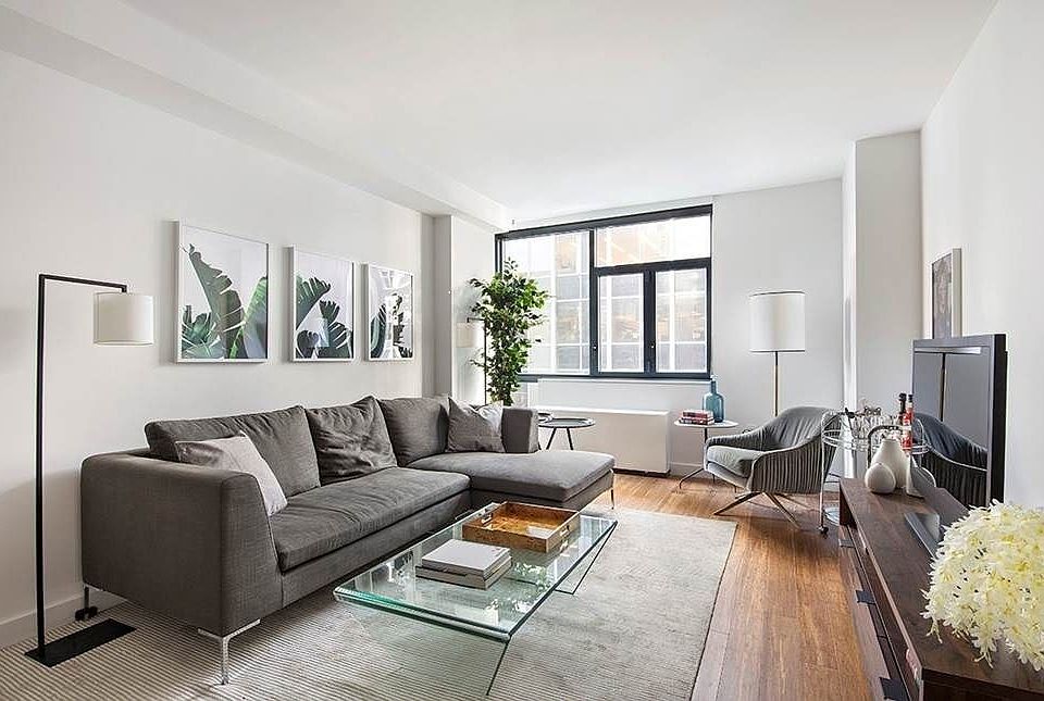 1st image of 200 E 39th St APT 6B