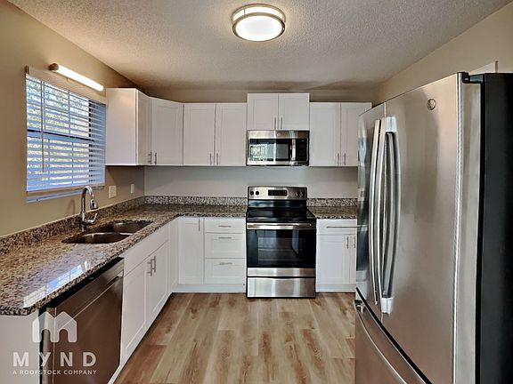 4th image of 5949 Brookside Dr SE