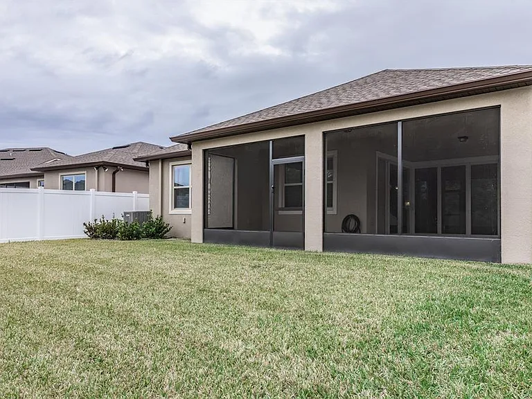 13877 Carlow Park Dr — Photo 21