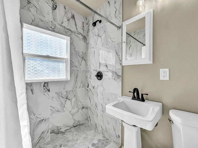 1678 Ordway Ave — Photo 35