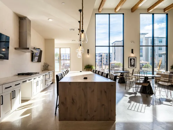 Mustang Ridge Apartments