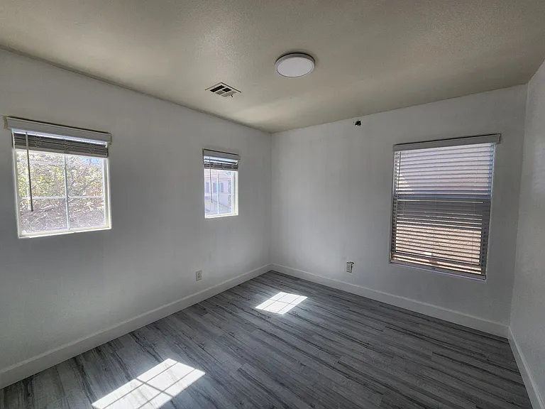 10256 Franford Ct — Photo 24