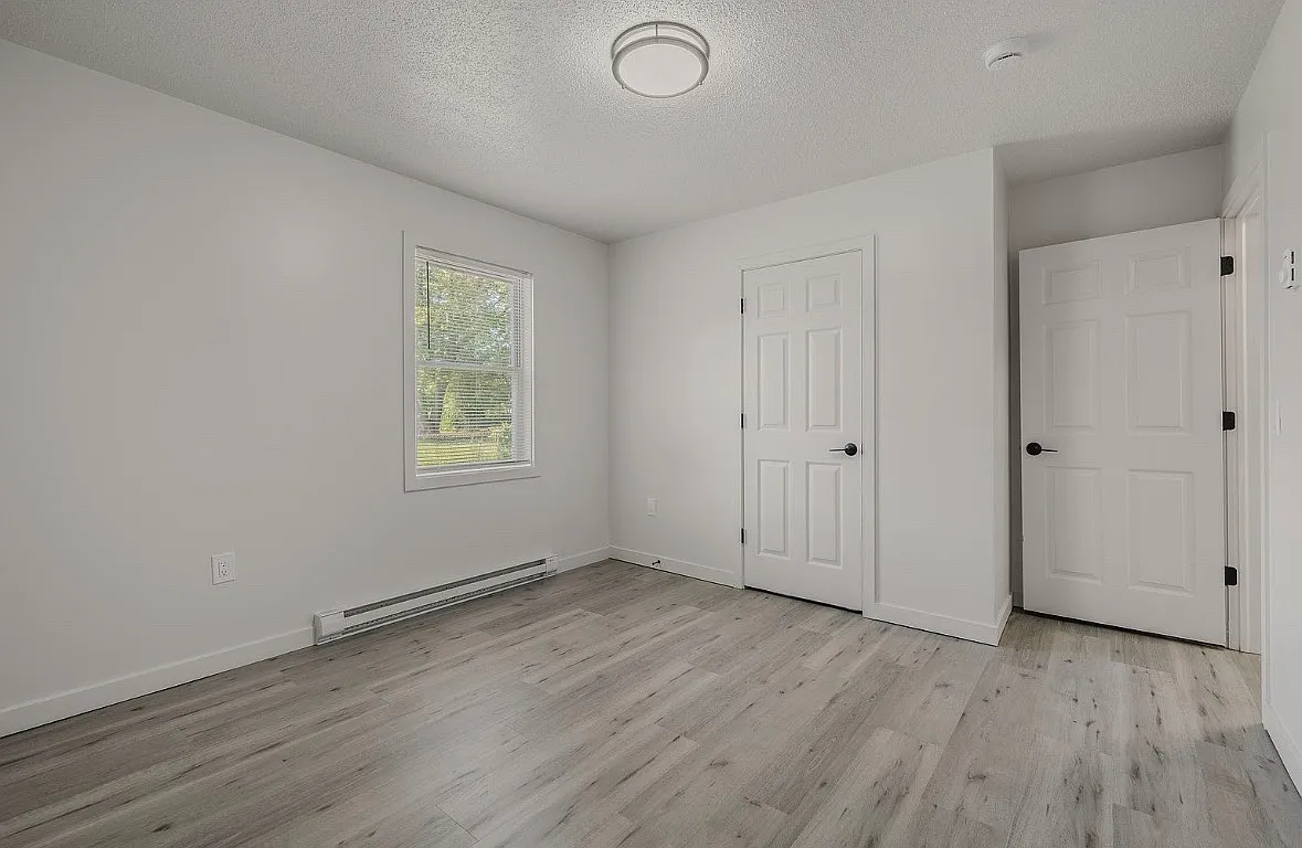 2 bed, 696 sqft, $2,100 — Photo 4