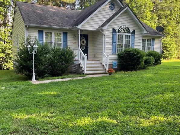 19384 Boydton Plank Rd, Warfield, VA 23889