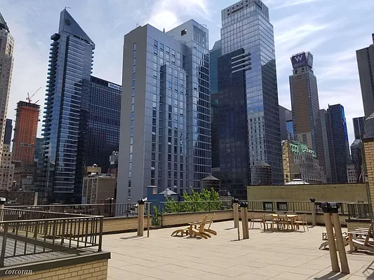 Sold by Corcoran | media 8