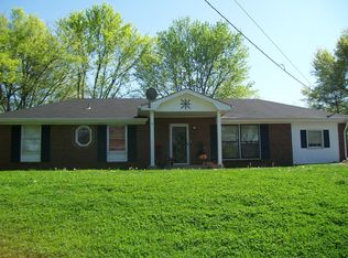 152 Two Valley Rd, Hendersonville, TN 37075