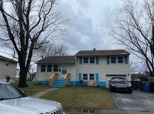 34 Aquilla Dr, New Castle, DE 19720