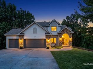 8517 N Barberry Ave, Kansas City, MO 64153