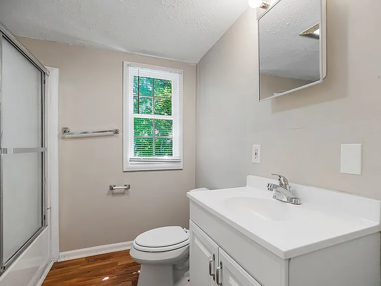 4131EatonSt-12_10222024
