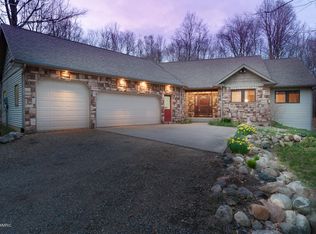 26838 44th Ave, Mattawan, MI 49071