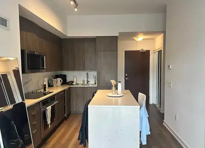 1 bed, 1.0 bath, 570 sqft, $2,600 — Photo 3