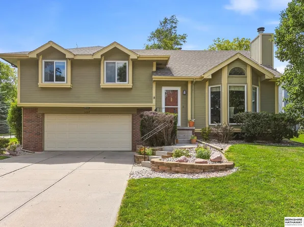 3002 N 154th Ave, Omaha, NE 68116