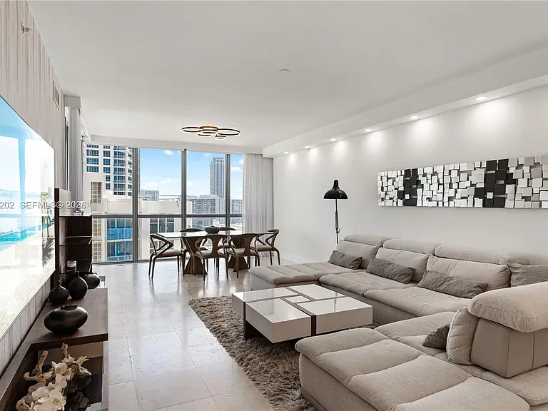 3101 S Ocean Dr #1504 — Photo 2