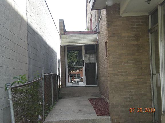 Residential entrane