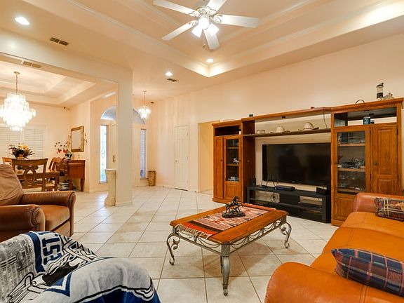 3rd image of 1400 Dora Jeanne Dr