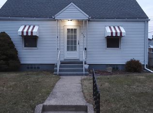 919 W Calvert St, South Bend, IN 46613