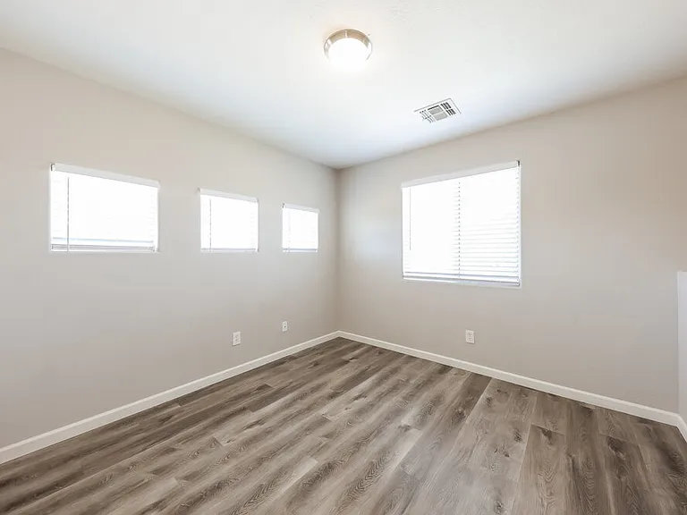 24254 W Desert Bloom St — Photo 12