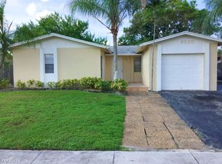 8220 SW 3rd Pl, North Lauderdale, FL 33068