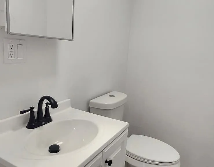 51 Whiting St #1L — Photo 4