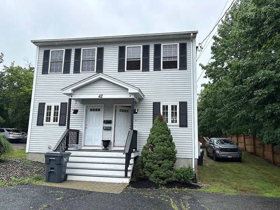 42 N Main St #B
