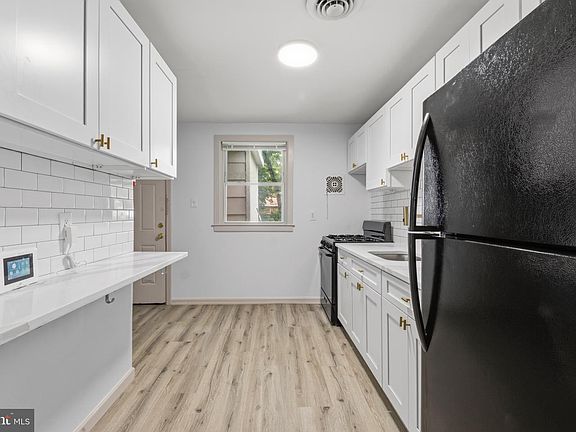 5th image of 189 Norcross Ln