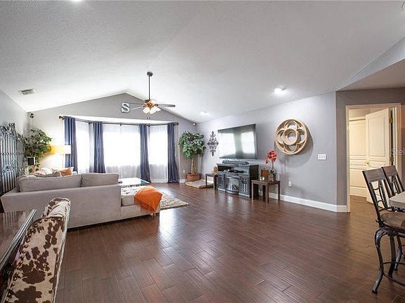 5th image of 5735 Manchester Dr E