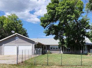 66 SW 450th Rd, Clinton, MO 64735