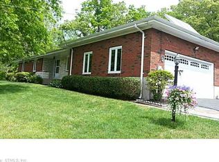 15 Burr St, Portland, CT 06480